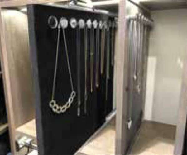 Pull-Out Necklace Organizer